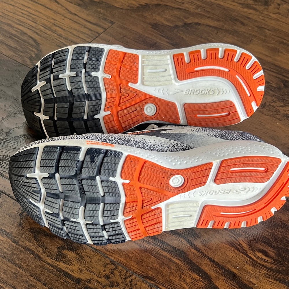 BROOKS Men’s Ghost 16 running shoes size 12 like new - Picture 6 of 6